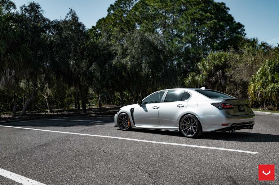  Lexus GS F on Vossen Wheels (HF-3) 2019 года  (фото 16 из 31)